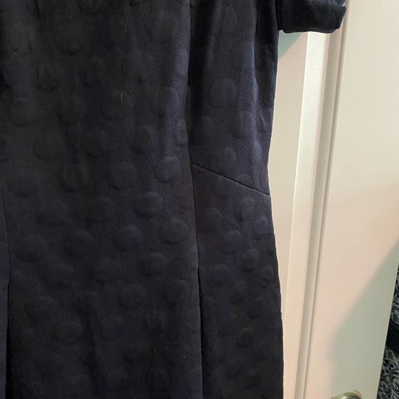 Elle Navy Blue and Green Pleated Textured Dress Size Medium - Picture 2 of 4